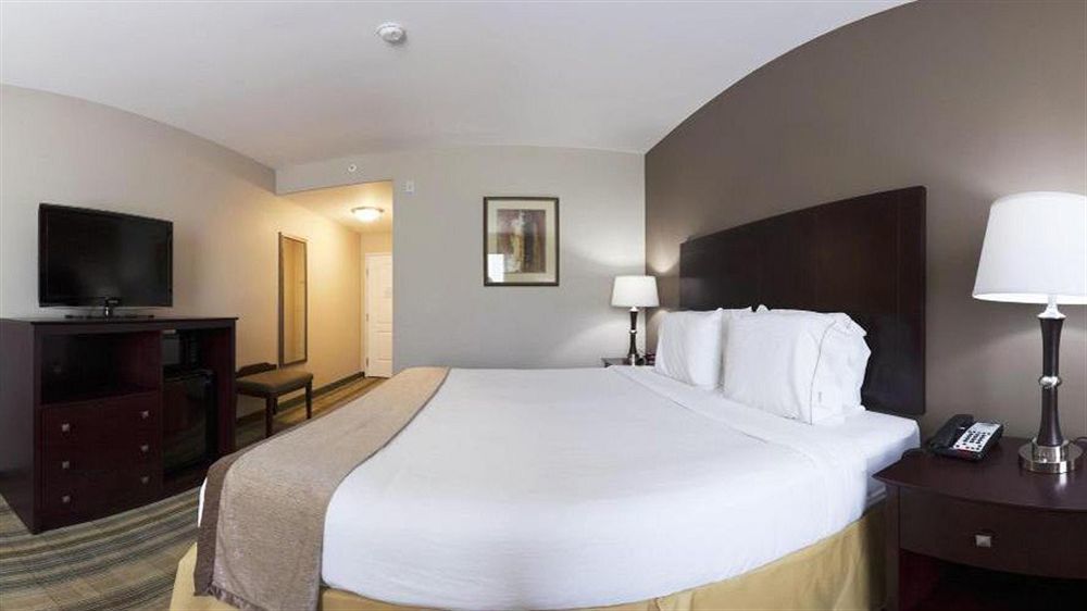 Holiday Inn Express & Suites - Cut Off Galliano By Ihg Exterior foto